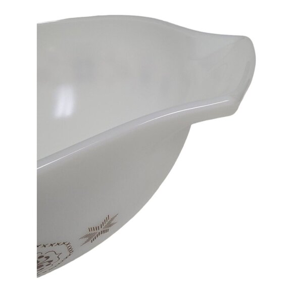 Vtg Pyrex Cinderella Milk Glass Mixing Bowl #444 4 QT Town & Country Pattern - Picture 7 of 12